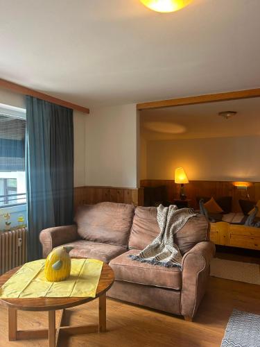 Apartment Dorfplatzerl by Simone's Platzerl - inklusive täglichem freien Eintritt Tauern Spa für 2 Personen und Sommerkarte