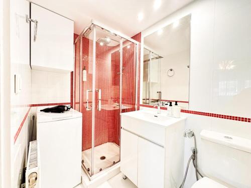 Bright Modern Retreat 1BR Alimos by the Sea