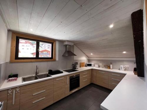 Walkable to Morzine On Bus Route Ski Apt