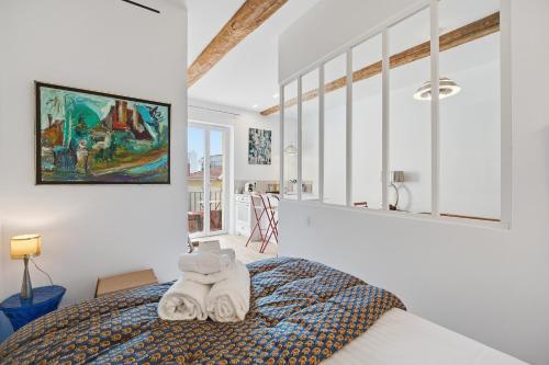Le Vintage - Avec balcon au cœur du Vieil Antibes