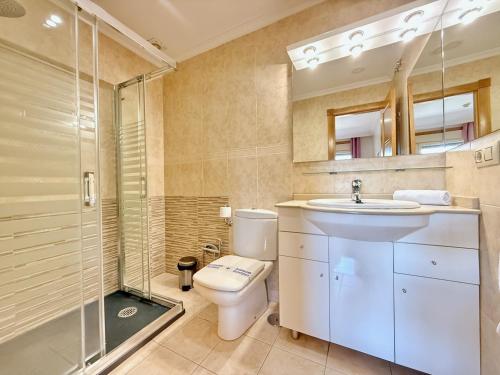 Mediterraneo Real Beach and Pool Cozy Apartment II