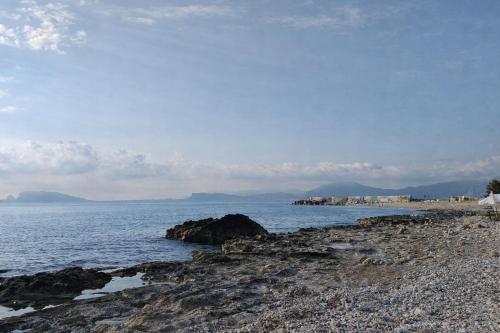 RineddaHouse Arenella - Vista Mare Panoramica a Palermo con Parcheggio privato photo 142