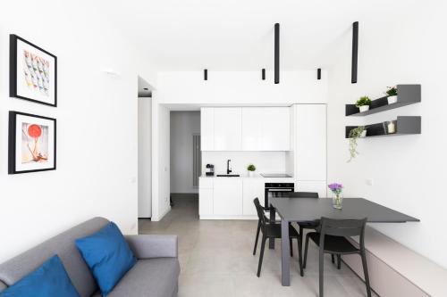 GuestHost - Comfy Apartments near Cenisio MM5