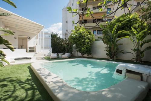 Island Bliss Villa with Private pool & garden