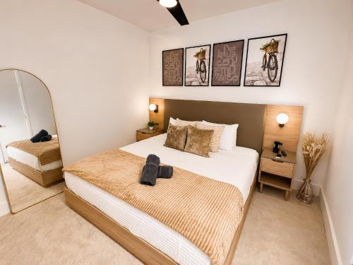 Stylish 1 Bedroom Apartment with Balcony and Citi Views in Downtown photo 4