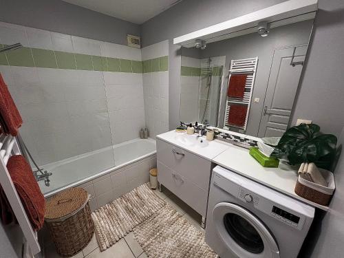 Apartment in LE MANS train station, 24 Hours of Le Mans circuit