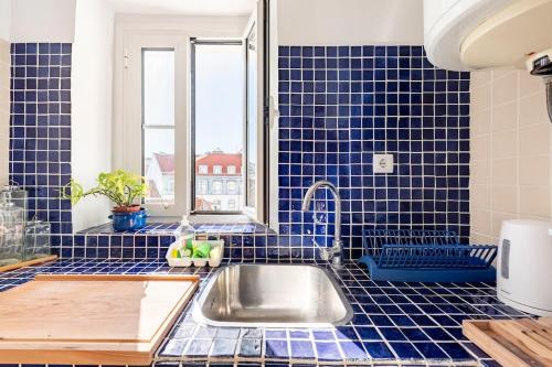 Sunny and cosy apartment at Baixa downtown