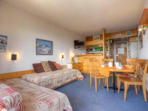 Appartement lumineux au centre, balcon, 5 pers