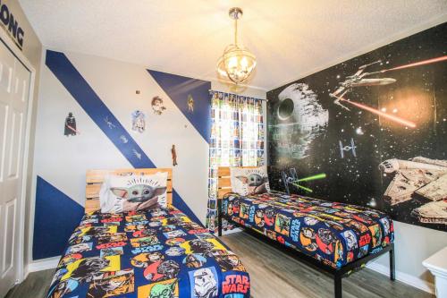 Disney Dream Themed Rooms Pool and Games photo 38