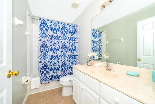 Disney Dream Themed Rooms Pool and Games photo 51