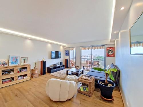 Panoramic sea view Top floor Swimming pool photo 7
