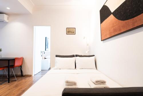 Syntagma square, 50sqm nikis luxurious apartment