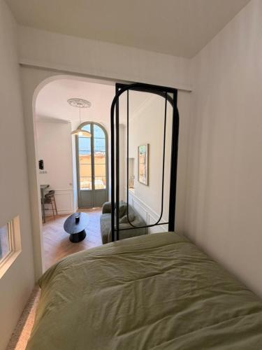 Magnifique studio avec grande terrasse