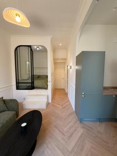 Magnifique studio avec grande terrasse