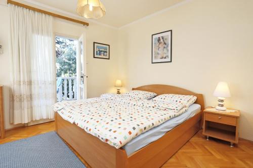 Apartments by the sea Podgora, Makarska - 4330