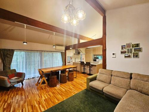 一棟貸切 自然を満喫 戸隠 長野観光 Modern Forest Chalet Togakushi Nagano