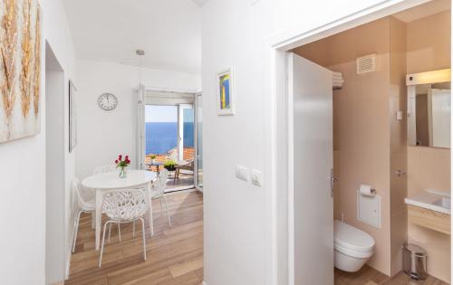 Apartment Seven