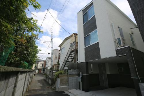 YT2198 Spacious Three Level 4BR Entire Home Kanamecho 8 Min Near Ikebukuro Free Parking Rooftop Terrace Sleeps 8