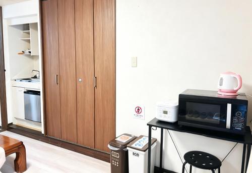 浅草小胎一楼 Asakusa Hanahi, Small Tire, 1st Floor, 4-Minute Walk to Asakusa Temple, Direct Subway Access to Narita and Haneda Airports, Private Room