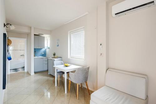 Stunning Sunset View Apartment for Couples&Friends