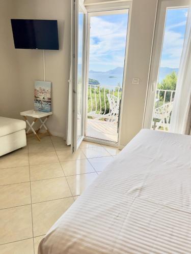 Stunning Sunset View Apartment for Couples&Friends