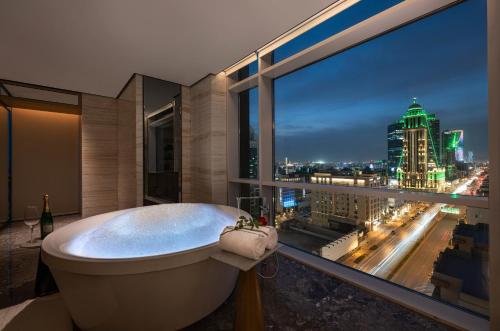 Narcissus The Royal Hotel — Pool view