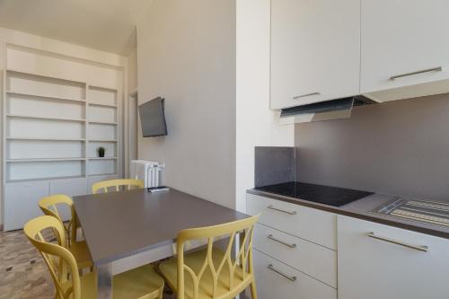 Romolo - Navigli Bright Two-Room Apartment