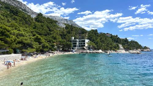Holiday Home Volat -Baska Voda by Villas Guide