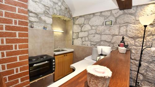Holiday Home Volat -Baska Voda by Villas Guide