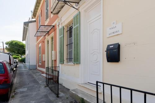 Charming house with sea view in Nice
