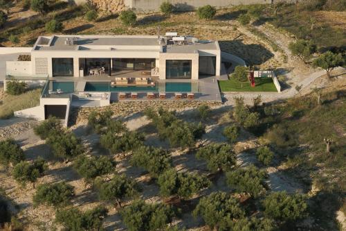 Lioterra Estate, 1,5Acres Inspired by Earth & Sea, By ThinkVilla