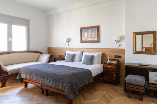 Lycabettus View Art Deco Penthouses by UPSTREET