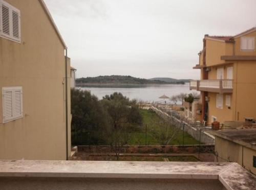 Apartments Srima
