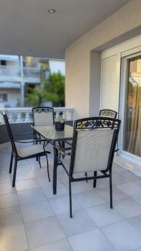 Delta Residence - Stylish Family Apartment