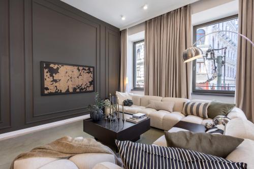 Luxury Residence for 10 in Prime Location