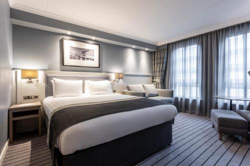 Standard Double Room with Single Sofa Bed