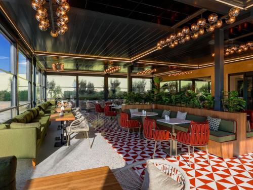 ibis Styles Istanbul Kurtkoy — Restaurant/places to eat