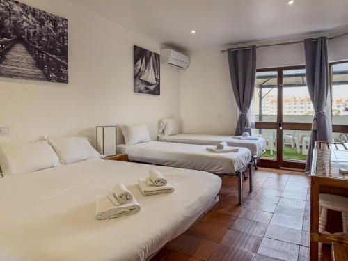 #409 Central Albufeira Getaway with Shared Pool