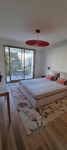 Appartement 50m2 rénové, parking, Plages à 250m, Quartier Pointe Croisette