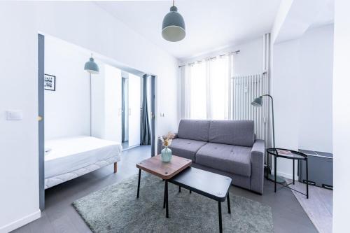 Stylish 4 stars Flat 5 min to Batignolles Park