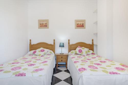 Apartamentos Paqui Conil - familias