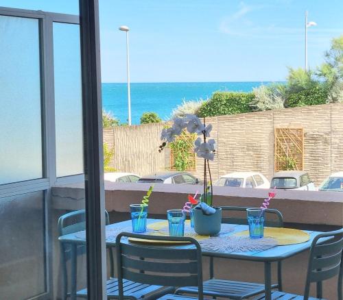 LE MARTY 7 Vue Mer Centre Terrasse Garage Piscine Climatisation