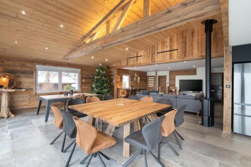 Villa Manteau de Neige - 14 pers - Pool Spa Sauna & Lake View