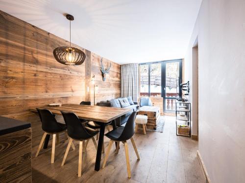 Superbe 2 Pièces + Cabine Rénové, Pied des Pistes, Val d'Isère, 6 Pers., Parking, Balcon Sud