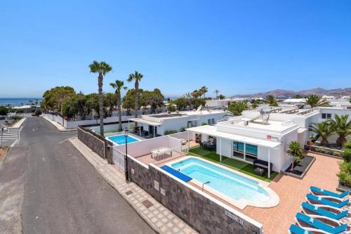 Villa Amapola Mar by Villa Plus