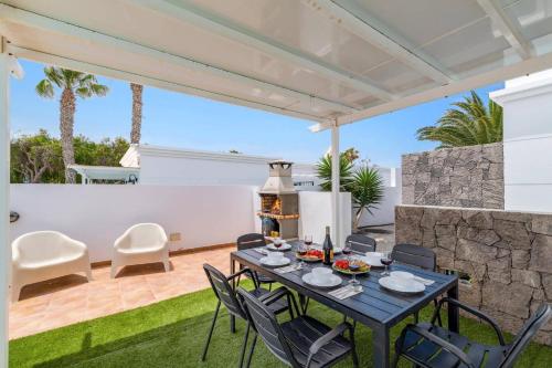 Villa Amapola Mar by Villa Plus