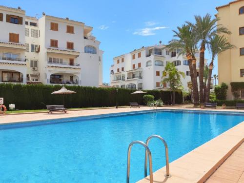 Apartamento furs con piscina