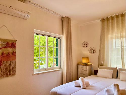 Retiro D'Alma - Beautiful Villa with Garden & BBQ Near Sesimbra Beach