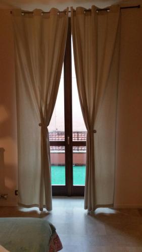 Gallery image of Gira Guest House in Como