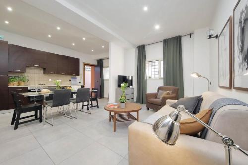 Monte del Gallo Apartment for groups